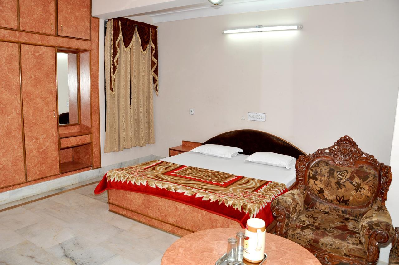 Hotel Kirti Plaza Chittorgarh Exteriér fotografie