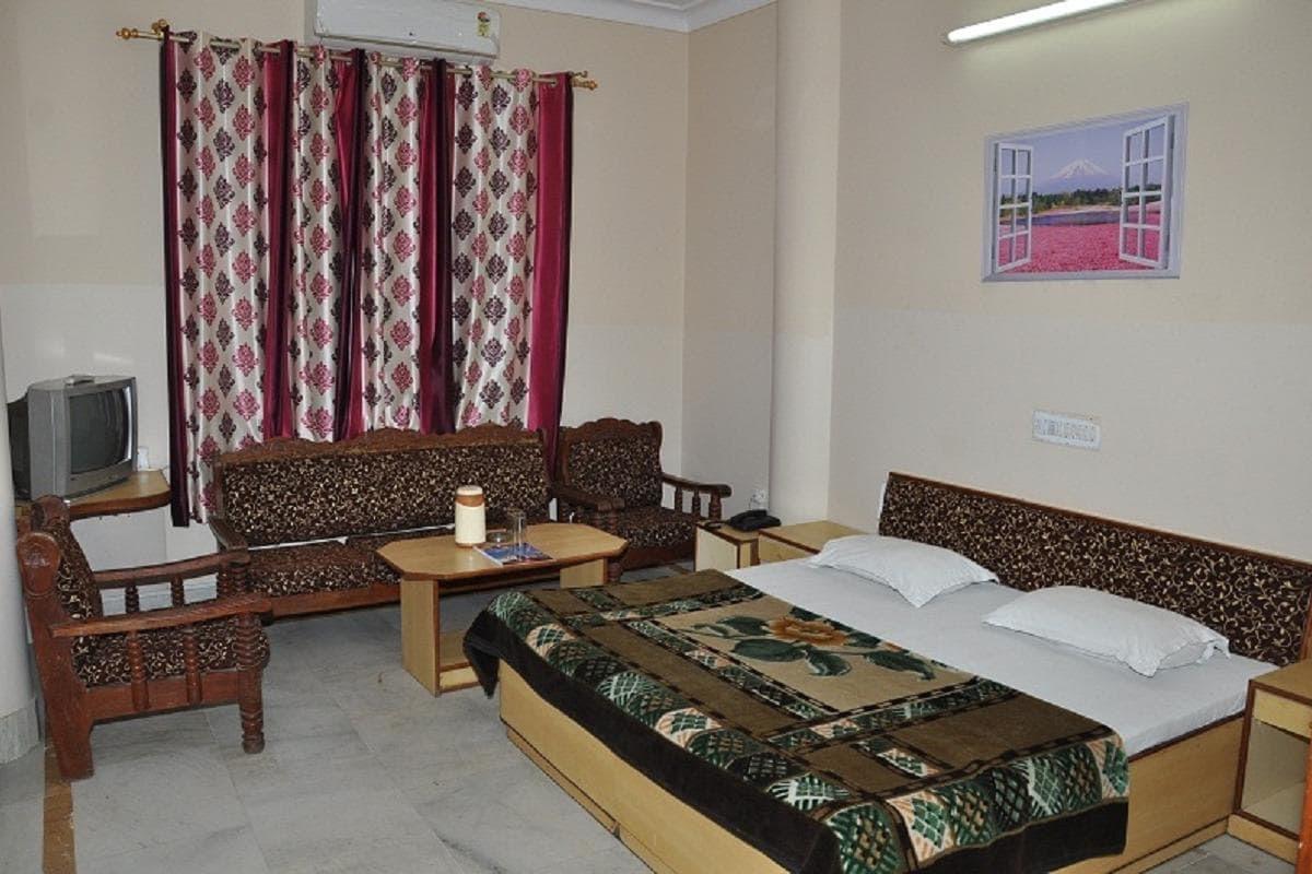 Hotel Kirti Plaza Chittorgarh Exteriér fotografie